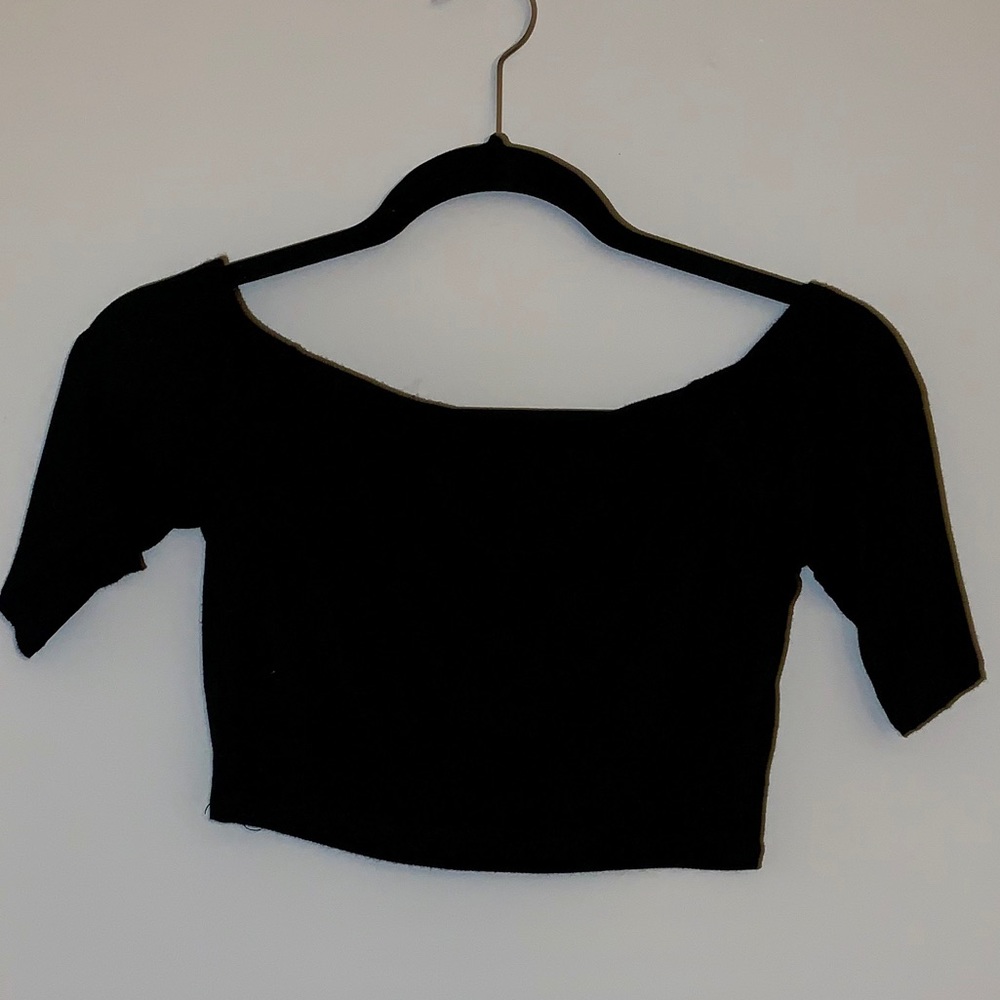 Soprano Ribbed Crop Top - Picture 2 of 3